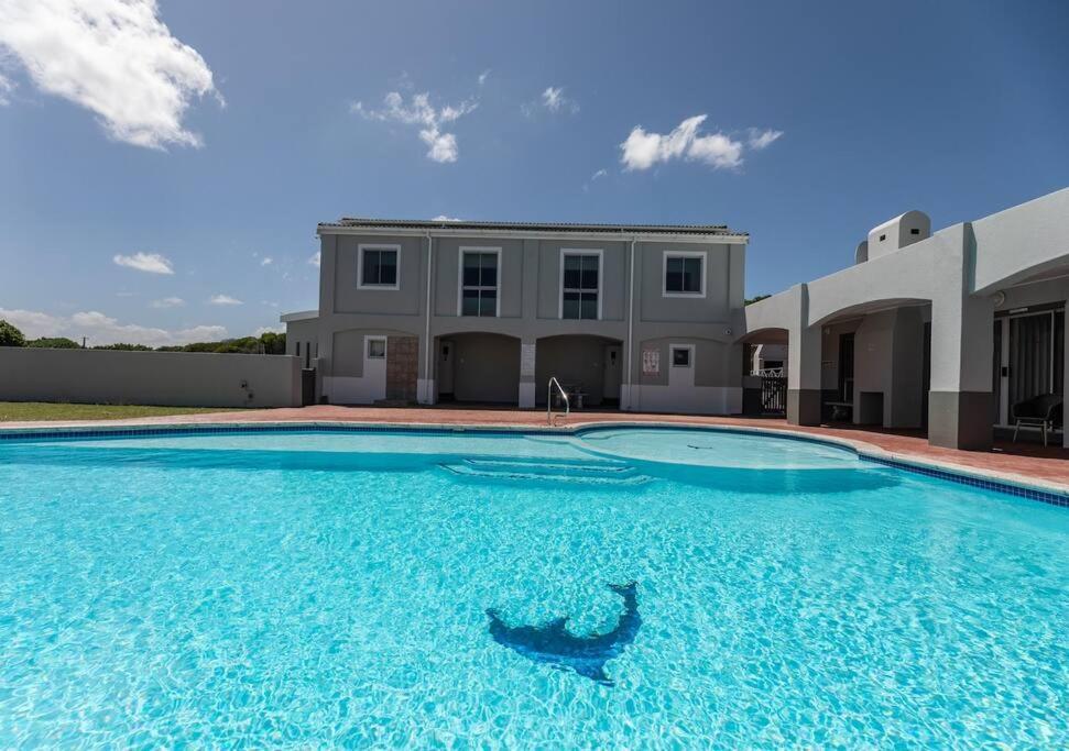 Apartment - Big Bay,