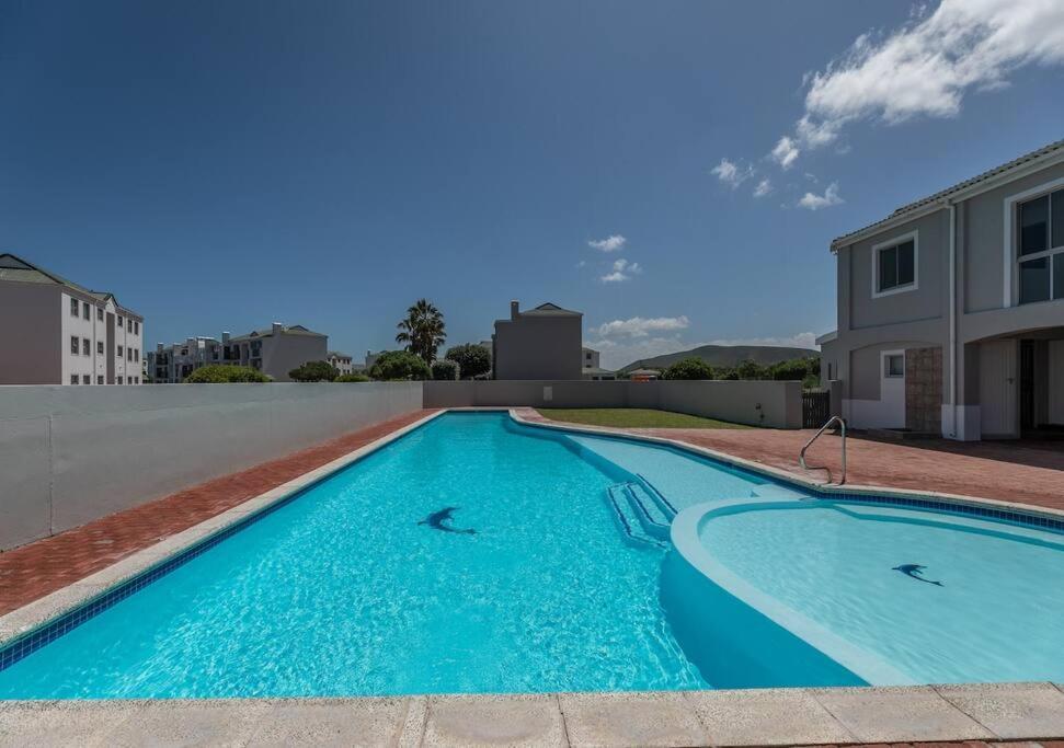 Apartment - Big Bay,