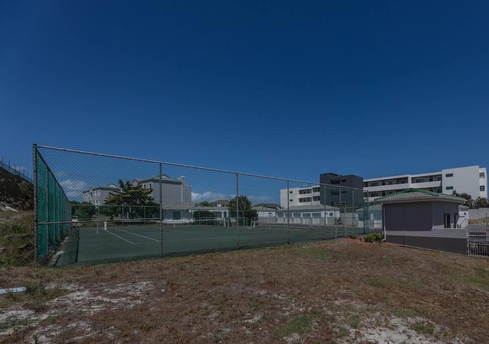 - Big Bay, Apartment Cape Town