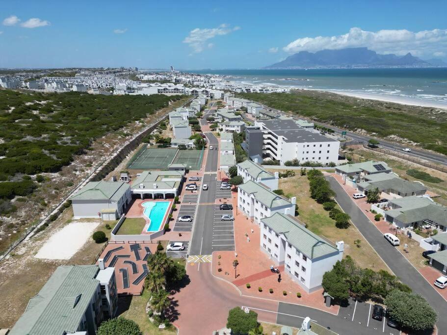 - Big Bay, *